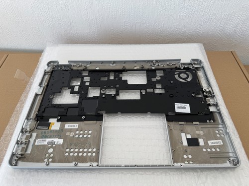 HP Elitebook Folio 9470M Palmrest 748352-001 - Afbeelding 2 van 3