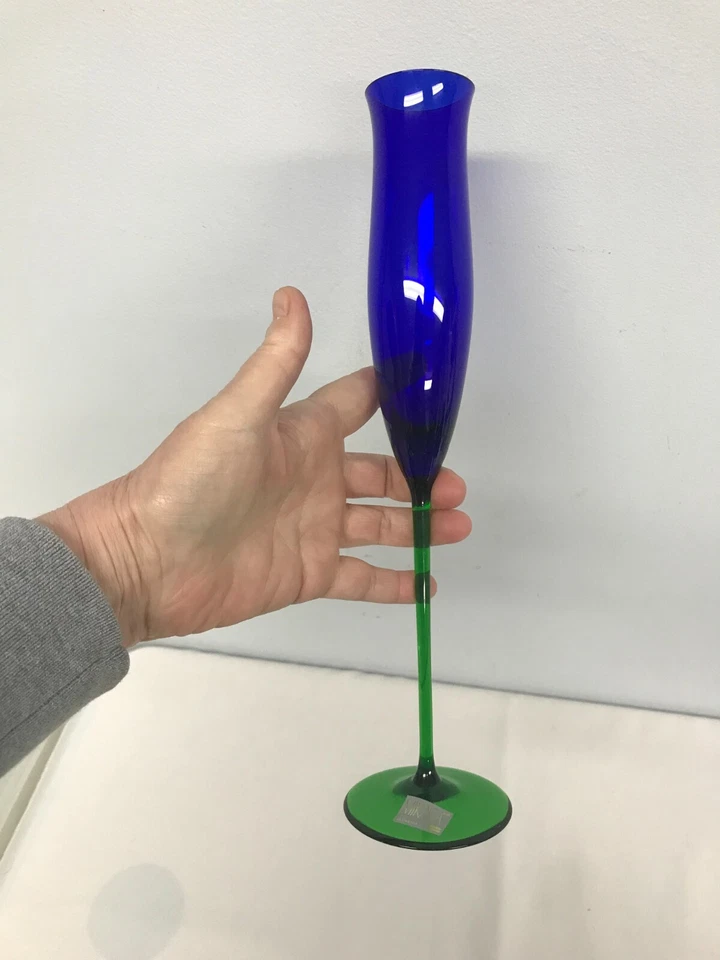 COPA DE CHAMPÁN ACANALADA VERDE COBALTO MIKASA LIDO 11 1/2" ¡NUEVA! RARO 1993-1994 Foto 2 de 3