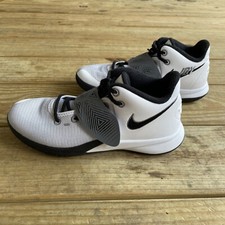 Nike Kyrie Flytrap 3 JBY Basketball Shoes Men’s Size 7.5 White/Cool Grey Zoom 