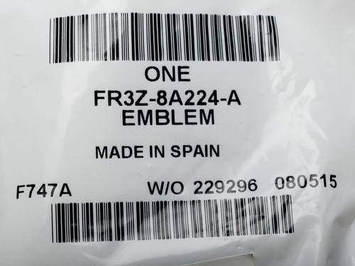 Ford Mustang 2015-2023 parrilla del radiador delantero cromo emblema de pony OEM FR3Z-8A224-A - Imagen 4 de 4