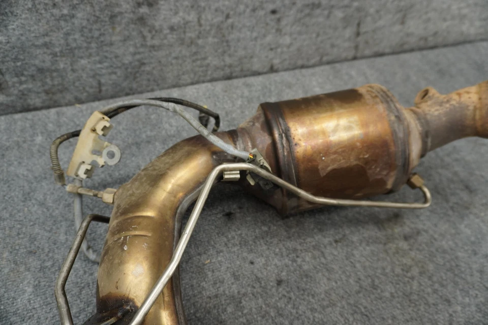 SILENCIADOR MOTOR ESCAPE CATALÍTICO CONVERTIDOR MERCEDES W212 E350 DIÉSEL OEM Foto 3 de 4