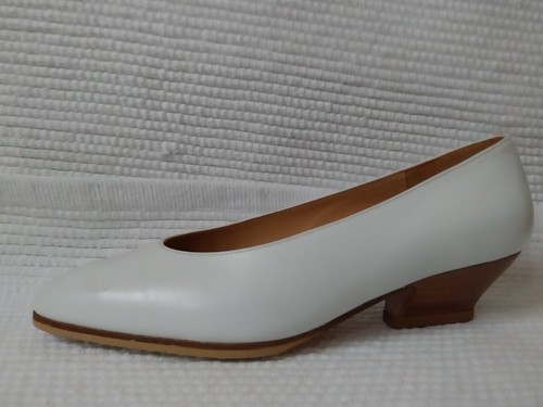 Charles Jourdan Paris - vintage - Pumps - 38,5 (US 7,5 ) - weiß - Bild 3 von 7