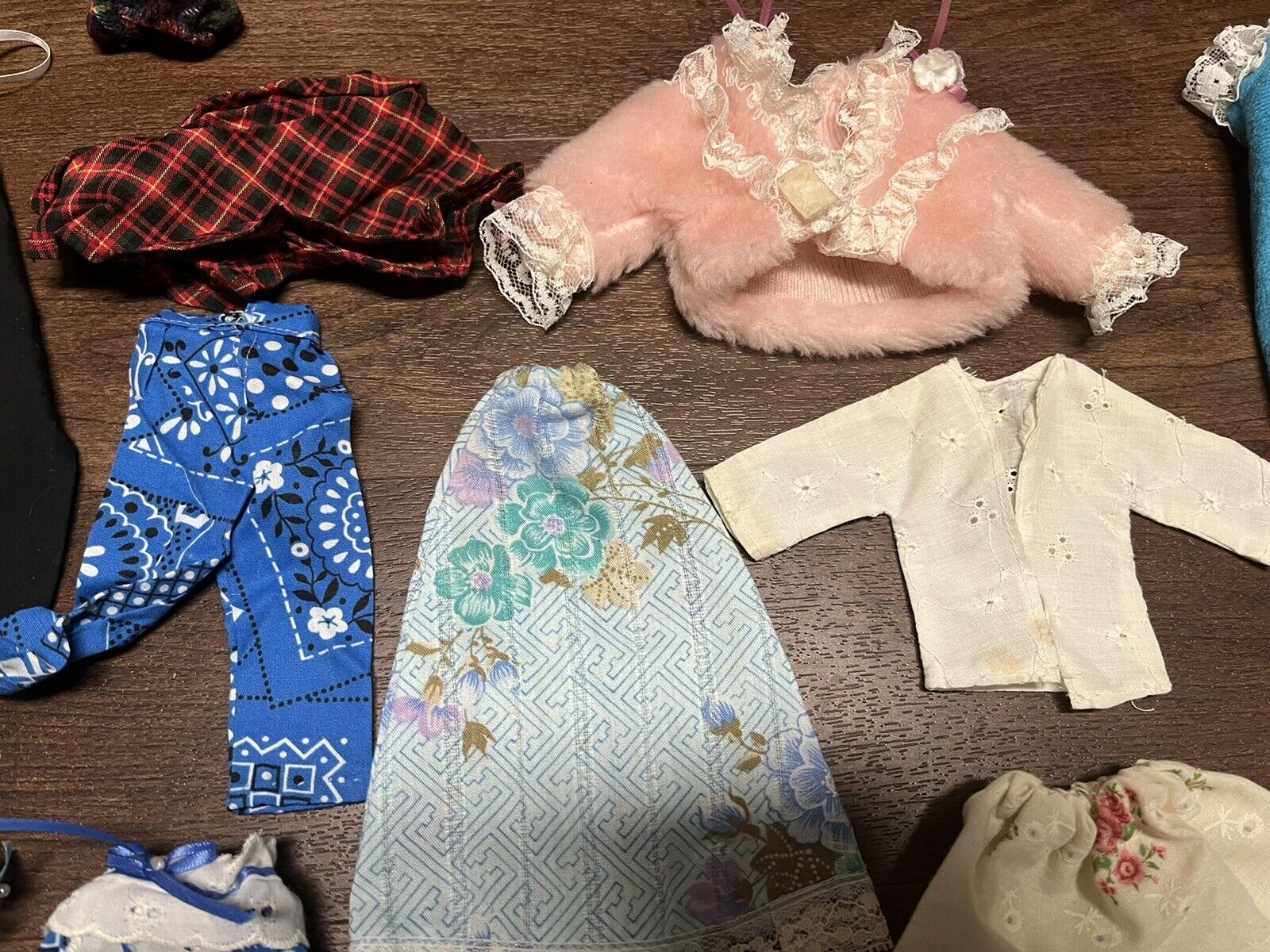 Picture 5 of 12