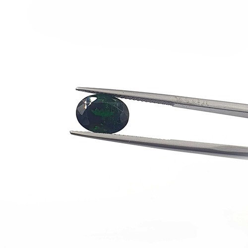 Natural Tsavorite Garnet Oval Cut Loose Gemstone 8*11 MM 4.30 CT - Picture 3 of 3