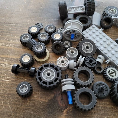 LEGO Bulk lot WHEELS 1/2 lb+ pound Tires Axles Car Vehicle AS FOUND PARTS REPAIR - Picture 2 of 10