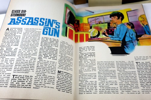 Lot LADY PENELOPE HC ANNUAL 1967 & 68 Gerry Anderson Vtg Childs TV Puppet Show - Picture 9 of 18