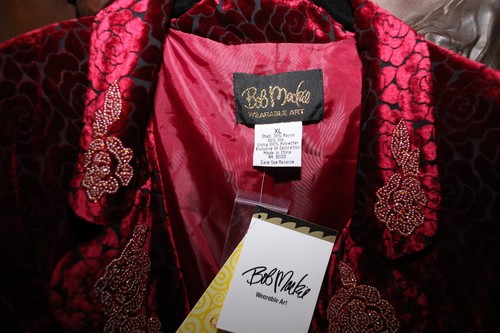 Bob Mackie Wearable Art Red Velour Beaded Rose Jacket XL Long Sleeve Button NEW - Picture 6 of 9