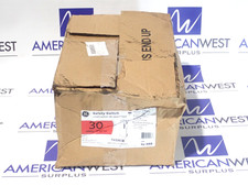 New GE TH3361R 3 Pole 30 Amp 600 Volt Fusible NEMA 3R Rainproof Disconnect D739