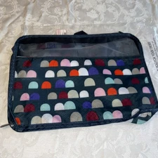 NEW!! Thirty One Medium Pack & Zip Cube ( Gumdrop Spots)
