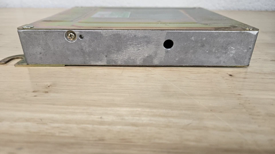 22611 AA140 ECM comprado como repuesto para Subaru GL 10 Turbo 1986 Foto 4 de 4