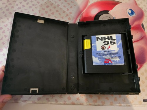 NHL 95 Sega Genesis  In Box No manual - Picture 3 of 3