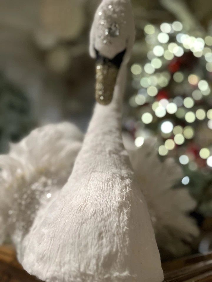 Mark Roberts Jeweled Swan - Image 4 of 4