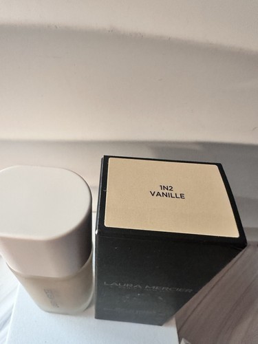 NIB Laura Mercier Real Flawless Weightless Perfecting Liquid Foundation - 1N2 - Picture 2 of 4