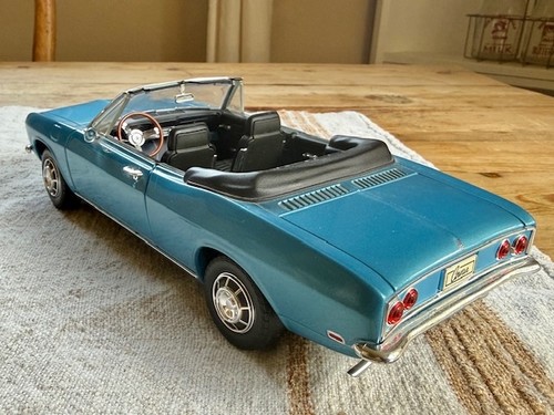 1969 Chevy Corvair Monza Diecast Model in 1/18 Scale by Road Signature No Box - Picture 5 of 15