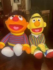 14" Bert  13" Ernie Plush Sesame Place Street Huggable Duo