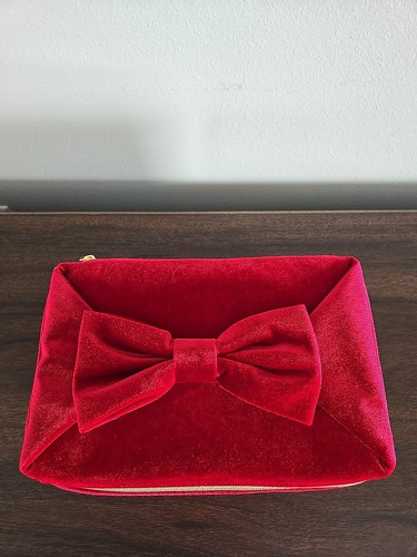 Estee Lauder Red Velvet 2024 Make-Up Case with Bow 2 Zipper Compartments Box NEW - Picture 2 of 10