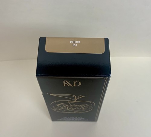 KVD Vegan Beauty Good Apple Full Coverage Serum Foundation 1.01 fl oz Medium 051 - Bild 2 von 3