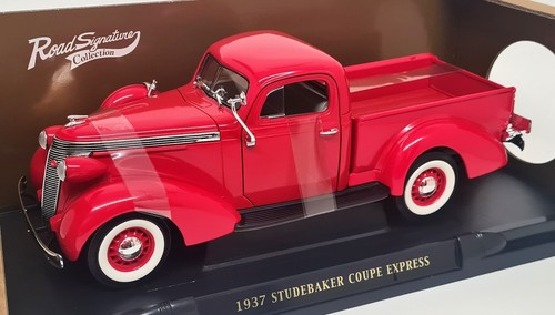Signature 1/18 Studebaker Coupe Express Pick Up Red '37 Diecast Scale Model Car - Picture 4 of 7