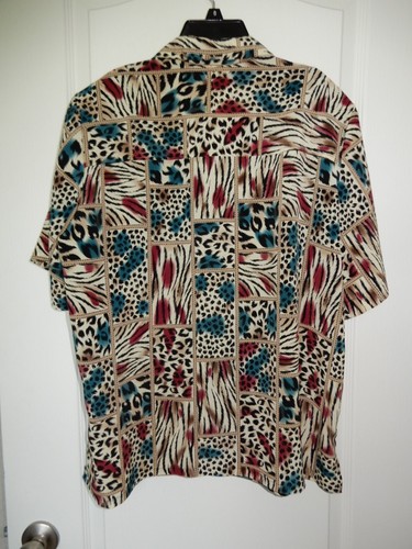 Donnkenny Classic Blouse Size X-Large Animal Print Short Sleeve Lightweight - Picture 2 of 4