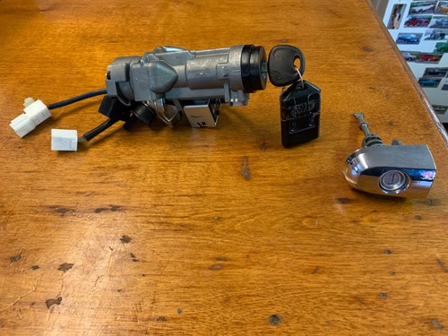 🍀 2011-2013 KIA SORENTO STEERING IGNITION SWITCH LOCK CYLINDER WITH KEY OEM - Picture 8 of 11
