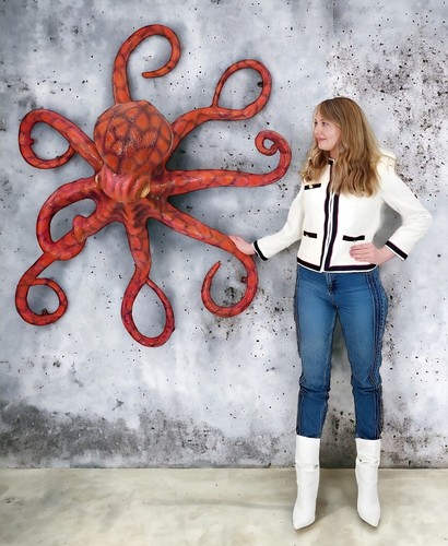 Large Octopus Statue Red Color 3D Sculpture Wall and Floor Mount Indoor Outdoor - Picture 5 of 9