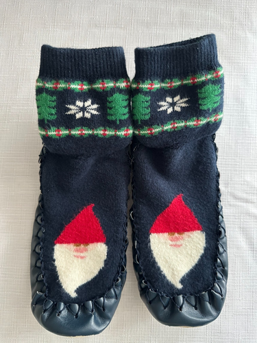 Hannah Anderson youth Holiday Gnome slipper-sock moccasins size 1Y-3Y - Picture 12 of 12