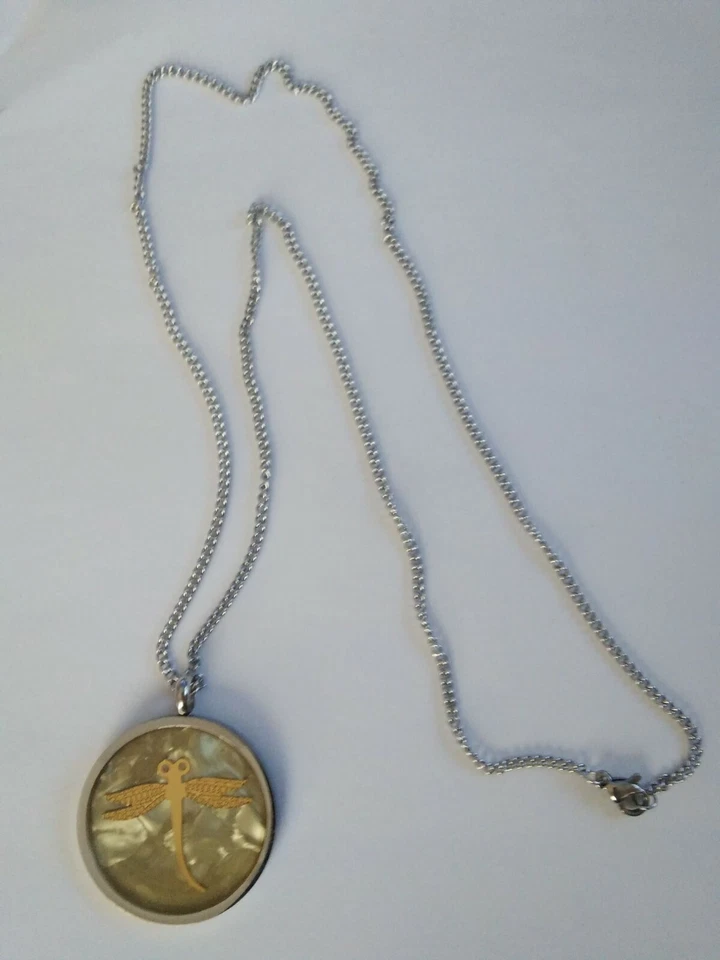 Juego de collar y pendiente colgante libélula con pealr madre Foto 3 de 4