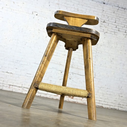 Silla deportiva o de apuestas de arce envejecido rústico base de tres patas - Imagen 7 de 21