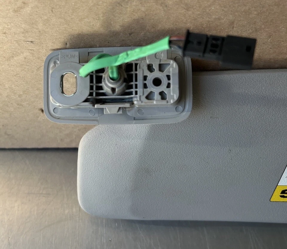 ✅Parasol gris iluminado Volvo V50 Rh 2007-2011 pasajero #1107 Foto 3 de 4