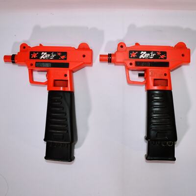 【未開封】WATER GUN KEYCHAIN Vaundy 商品詳細ページ | Vaundy ONLINE STORE | Logo Water Gun Keyholder