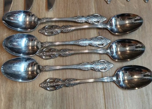 Cucharas cubiertos de acero inoxidable Oneida Renoir Pembrooke SSS de 28 piezas cuchillos tenedores - Imagen 2 de 7