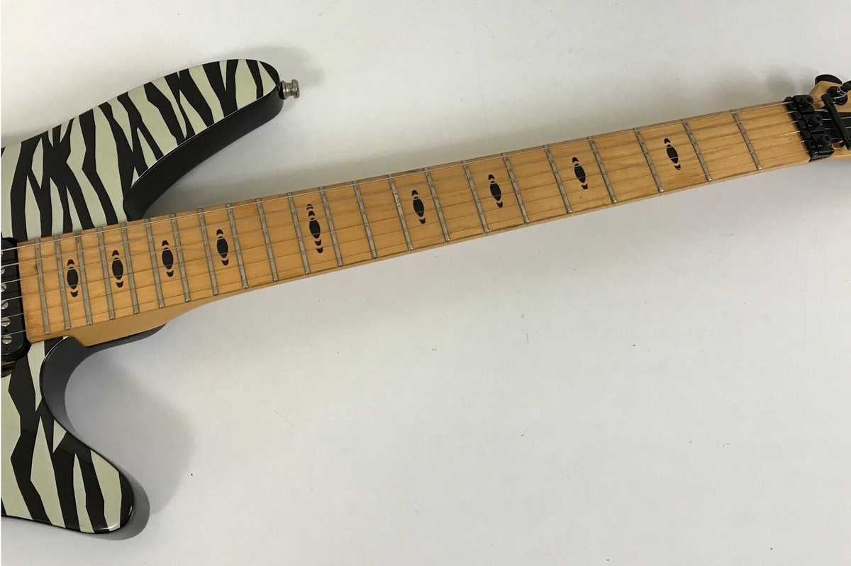 YAMAHA MG-MIII (MG-M3) Zebra Finish Electric Guitar with YAMAHA MG-MIII (MG-M3) Zebra Finish Electric Guitar with