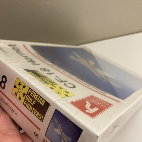 NOS Hobby Craft HC1335 Canadian CF-18 Hornet 1:72 Model Kit Persian Gulf Fighter - Picture 18 of 18