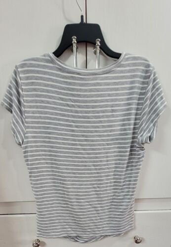 Cabi Gray and White Stripe Tee “Meet Up Tee” Size Medium - Picture 4 of 4