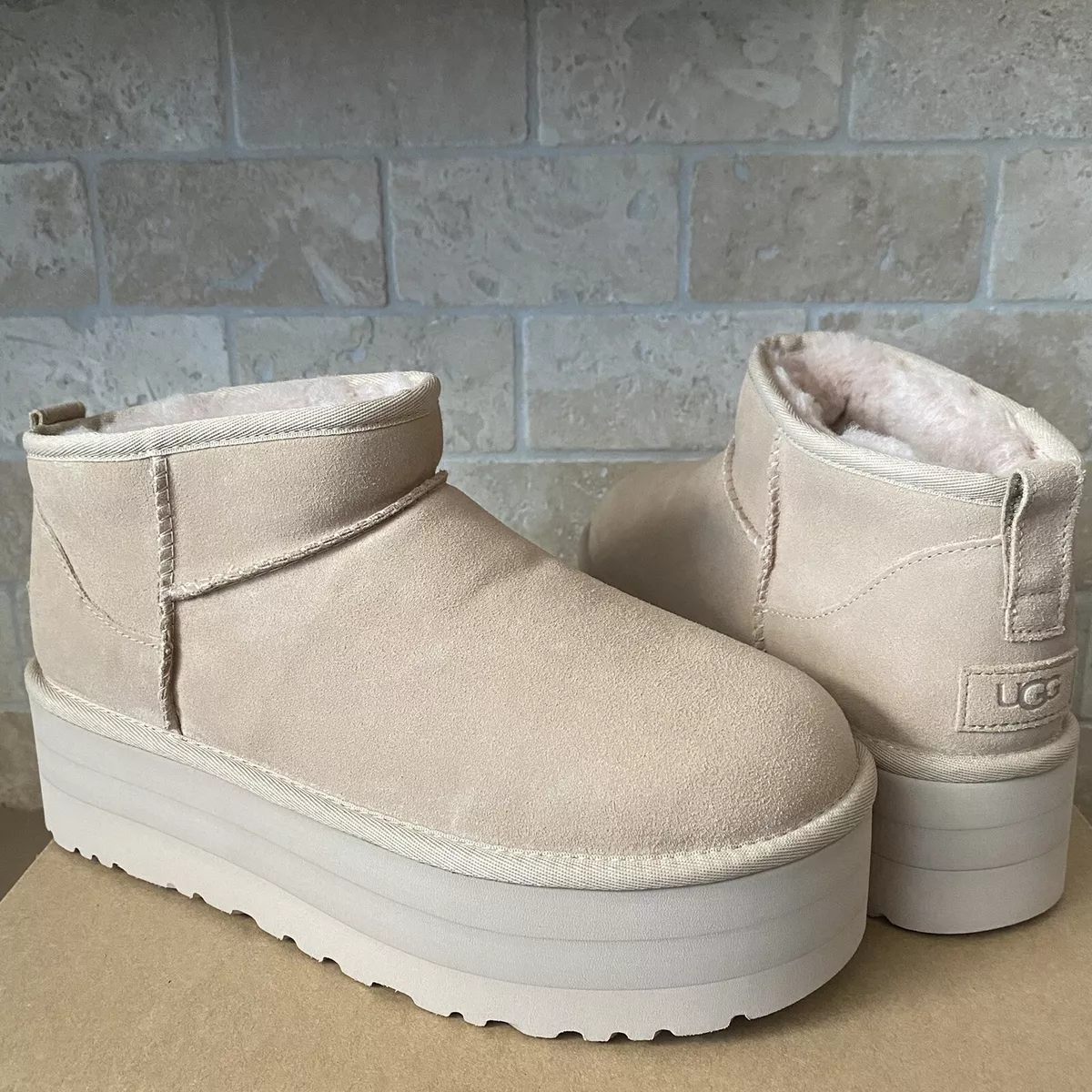 UGG Classic Ultra Mini Platform Driftwood Suede Ankle Boots Size 10 Women