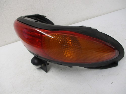 Brake Light Taillight Rear Light Yamaha Gygnus 125 XC 2000-2003 - Picture 4 of 7