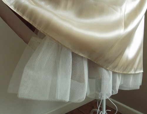 BNWT DEBENHAMS DEBUT Vintage Style Beige/Gold Organza Midi Evening Dress Size 12 - Picture 9 of 9