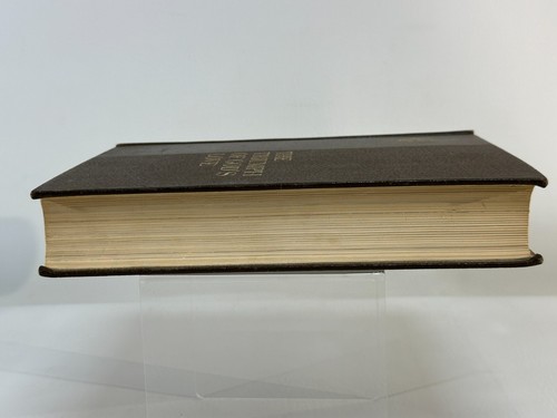 Bible Study and Christian Reference Books - Picture 268 of 379