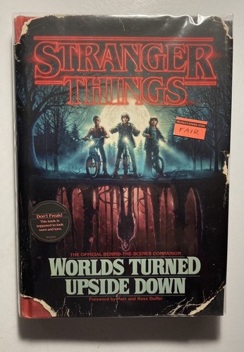 STRANGER THINGS "Worlds Turned Upside Down" 2018 Hardcover First Edition Netflix - Foto 1 di 24