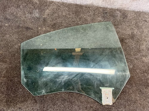 MERCEDES W117 CLA45 CLA250 2014-2019 PUERTA TRASERA DERECHA VENTANA CRISTAL OEM - Imagen 2 de 6