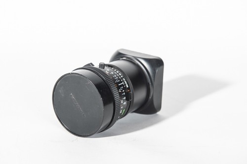 Hasselblad Planar 50mm F4 CF T* Lens with hood and lens caps - Picture 5 of 8