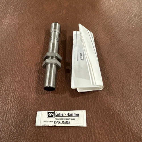 Cutler Hammer E57LAL12A2SA Eaton Proximity Switch Series E1 #JB-CV-1H
