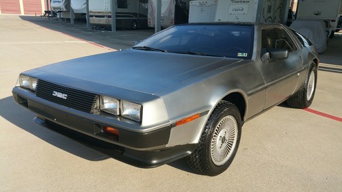 1981 DeLorean 16,000 Original Miles, Books and Records, Very original - Picture 2 of 12
