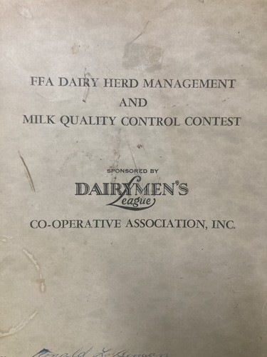 Dairymen's League Dairy Cow Cattle Herd Managment Book Milk Quality Contest - Picture 2 of 7