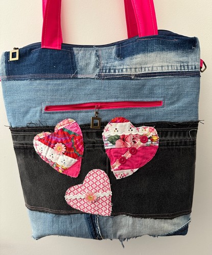 Recycelte DENIM BEUTELTASCHE Handtasche ROSA HERZ Handarbeit, Patchwork, Taschen, Quaste - Bild 2 von 8