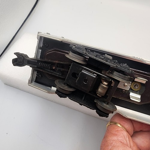 Vintage Lionel Lines Silver Dawn 2531 Passenger Car Train w/ Original Box - Picture 13 of 13