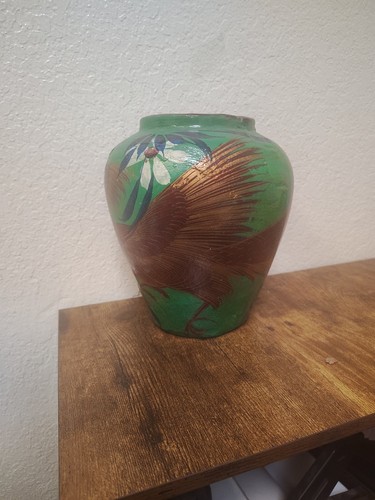 Vintage Handmade Green Vase With Bird Design - Picture 3 of 7