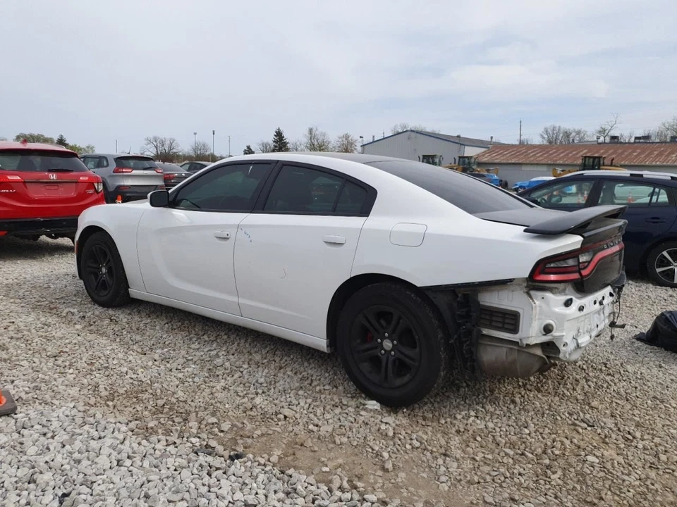 Зарядное устройство 2017 переключатель передач 3504213 - Изображение 4 из 4