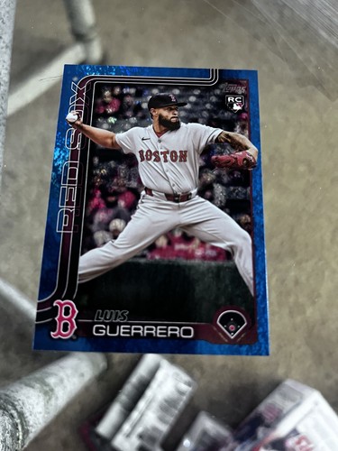 2025 Topps Update Luis Guerrero Blue Holo Foil RC/150 - Boston Red Sox - Bild 1 von 2