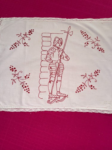 Grand napperon ancien brodé main Alsace, cigognes 120 cm x 37 cm - Picture 4 of 9